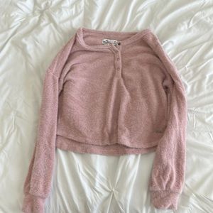 Hollister soft king sleeve crop top
